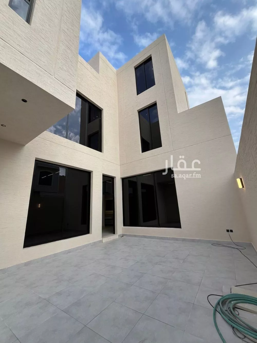 4 bedroom villa in Al Mahdiyyah 8