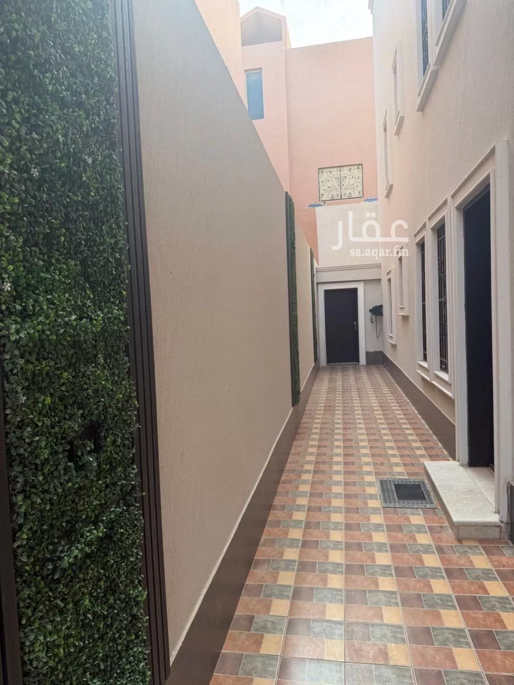 4 bedroom floor in Al Yasmin 2