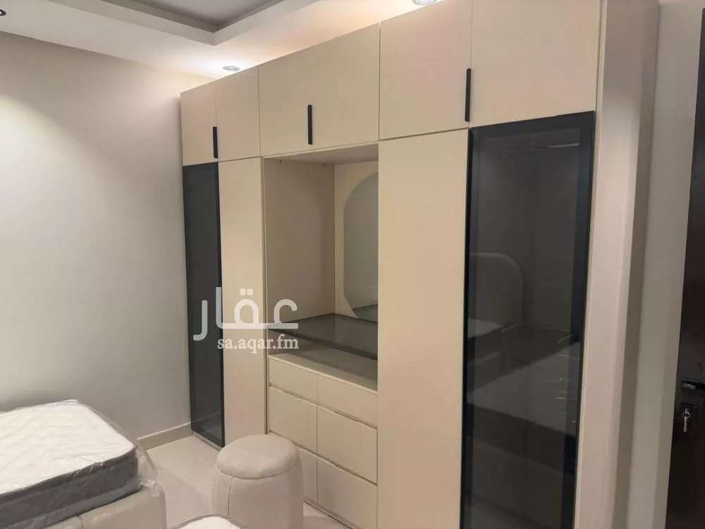 4 bedroom floor in Al Yasmin 12