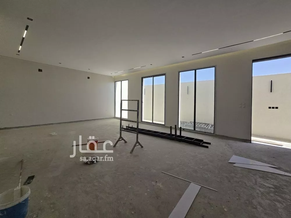 7 bedroom apartment in Al Rimal 11
