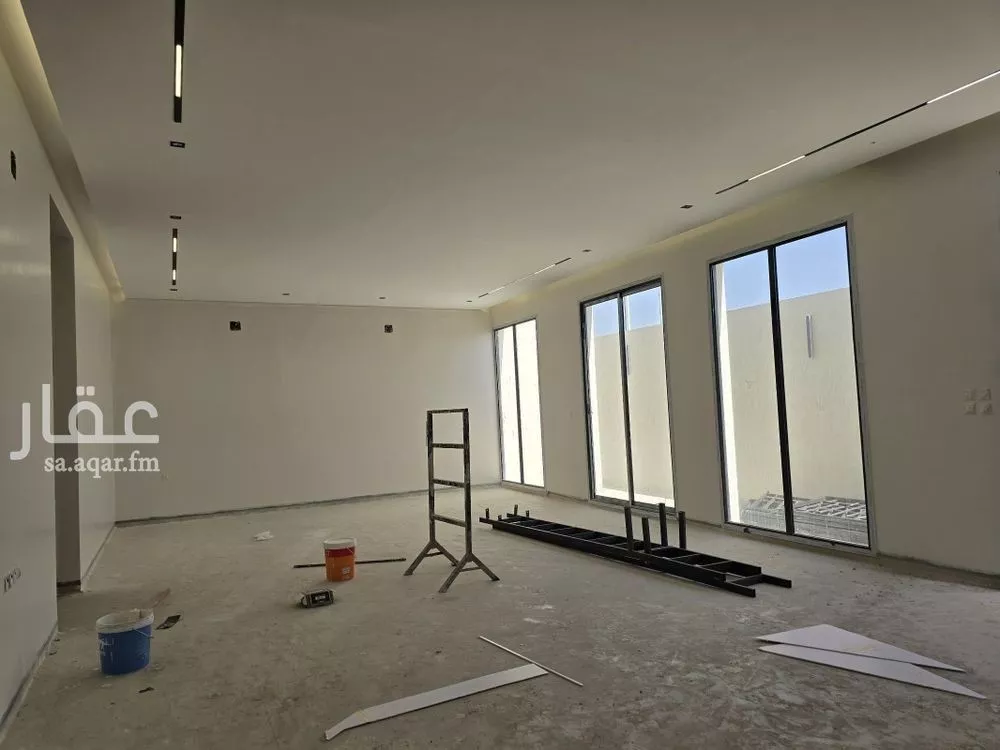7 bedroom apartment in Al Rimal 10