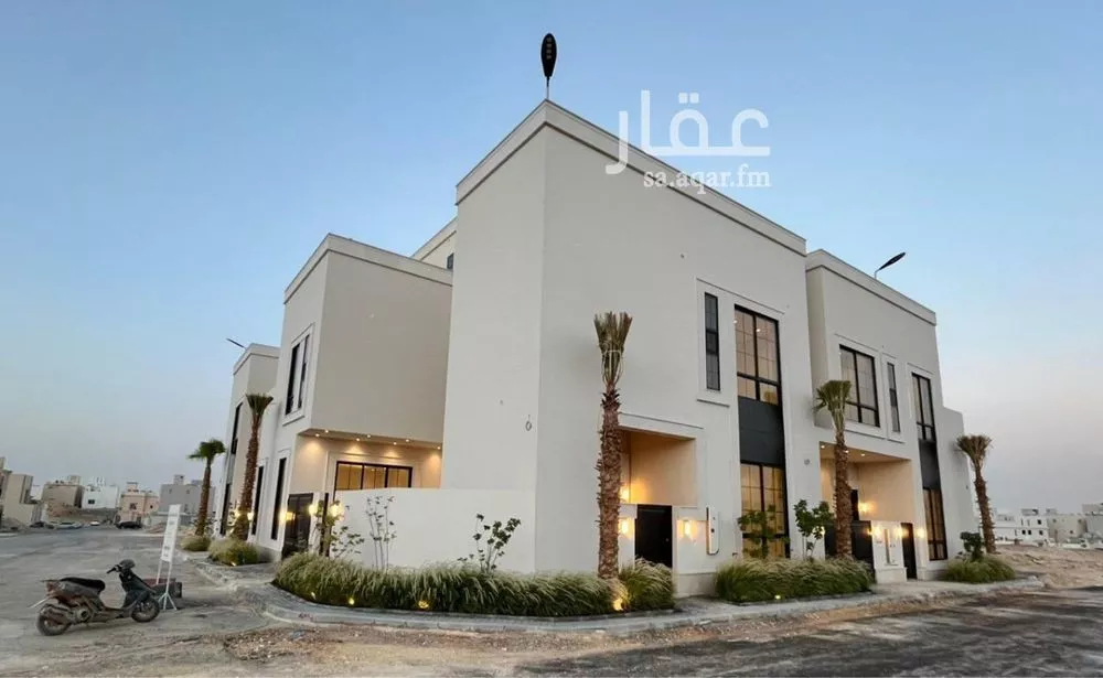 6 bedroom villa in Al Mahdiyyah 2