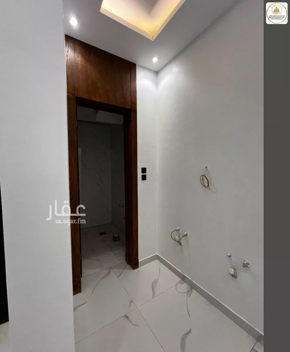 فيلا 7 غرف في الجنادرية 5