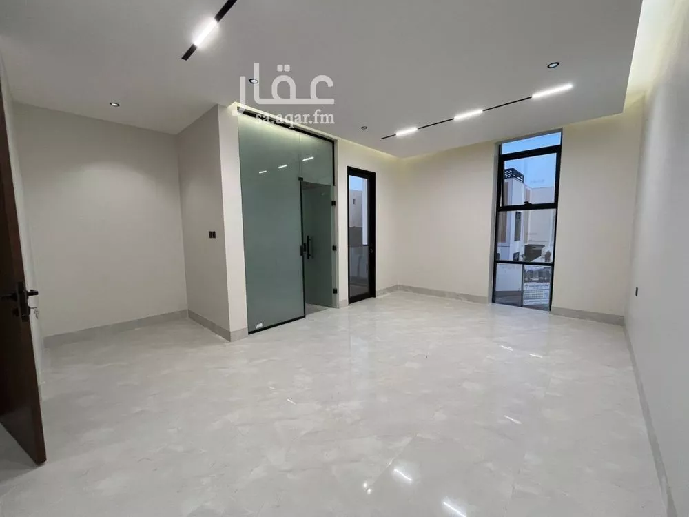 6 bedroom villa in Al Mahdiyyah 13