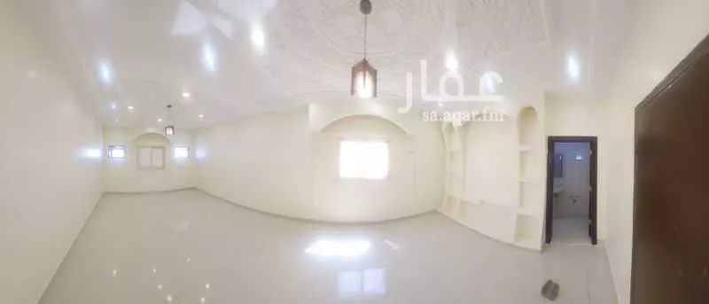 6 bedroom apartment in Al Hamdaniyah 13