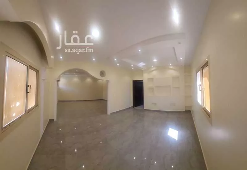 6 bedroom apartment in Al Hamdaniyah 9