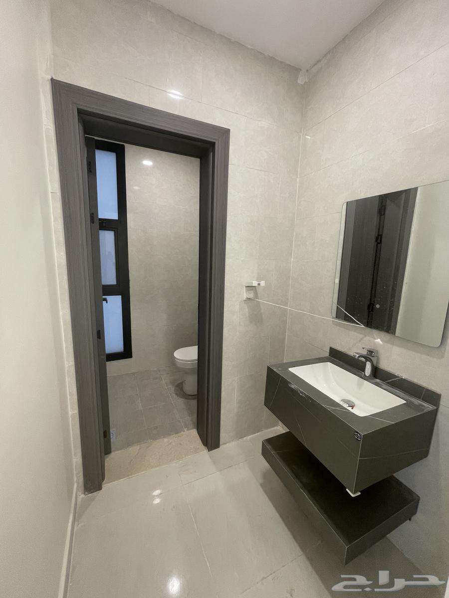 3 bedroom villa in Al Janadriyah 11