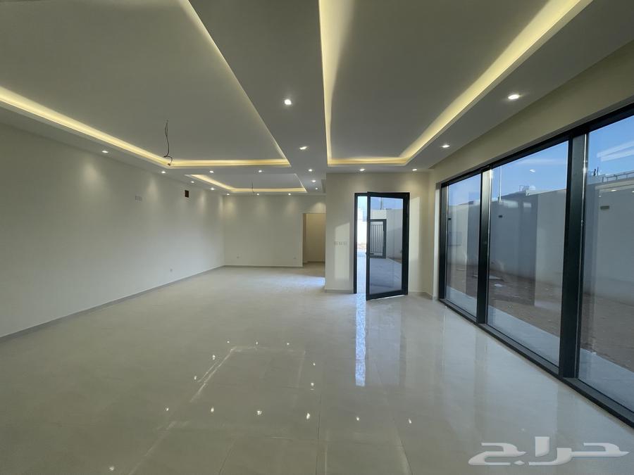 3 bedroom villa in Al Janadriyah 12