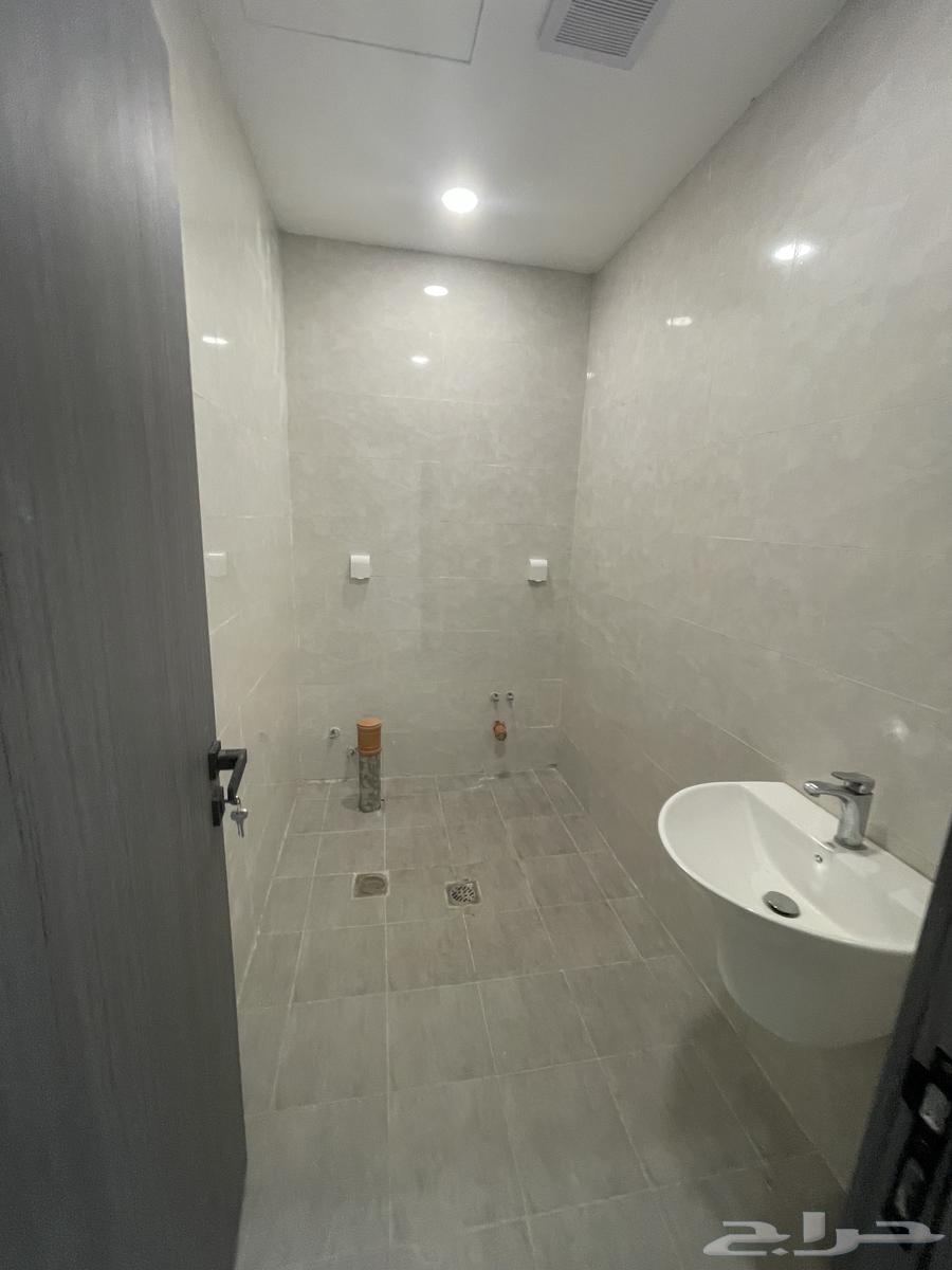 3 bedroom villa in Al Janadriyah 14