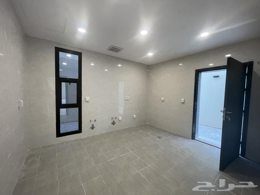 3 bedroom villa in Al Janadriyah 17