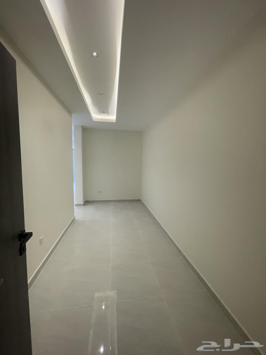 3 bedroom villa in Al Janadriyah 22