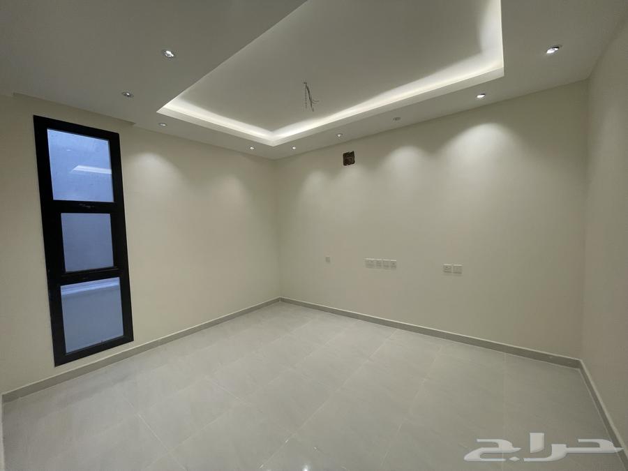 3 bedroom villa in Al Janadriyah 24