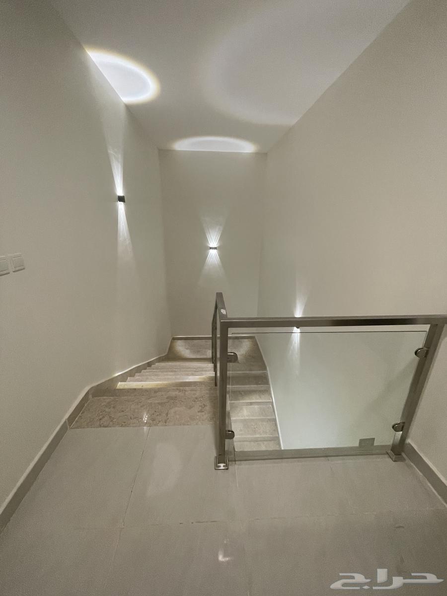 3 bedroom villa in Al Janadriyah 32