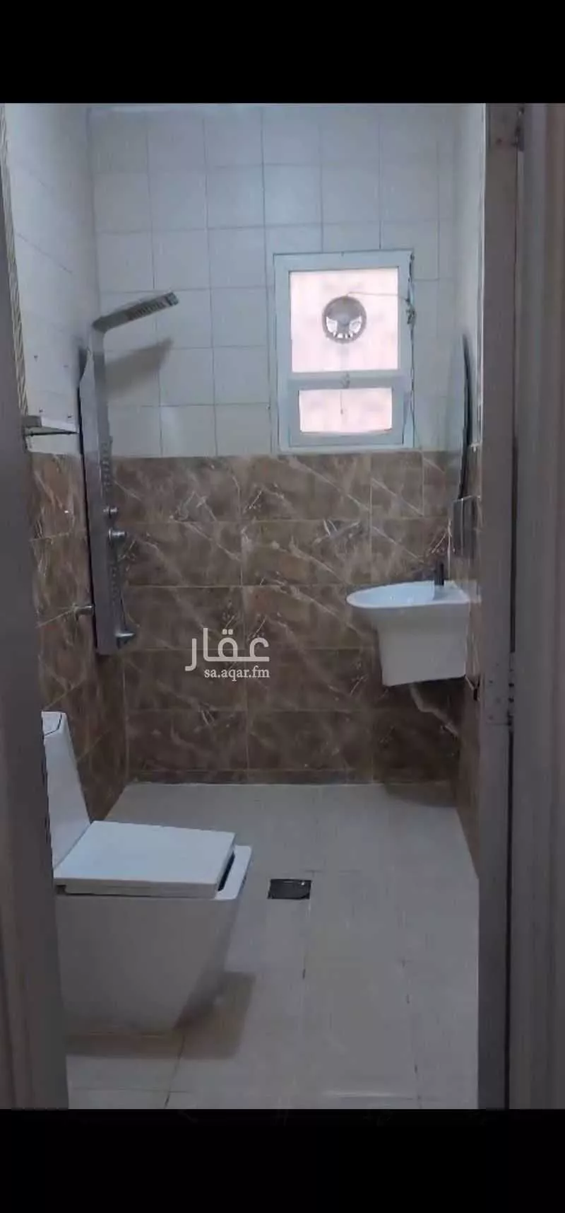 4 bedroom floor in Al Aziziyah 11