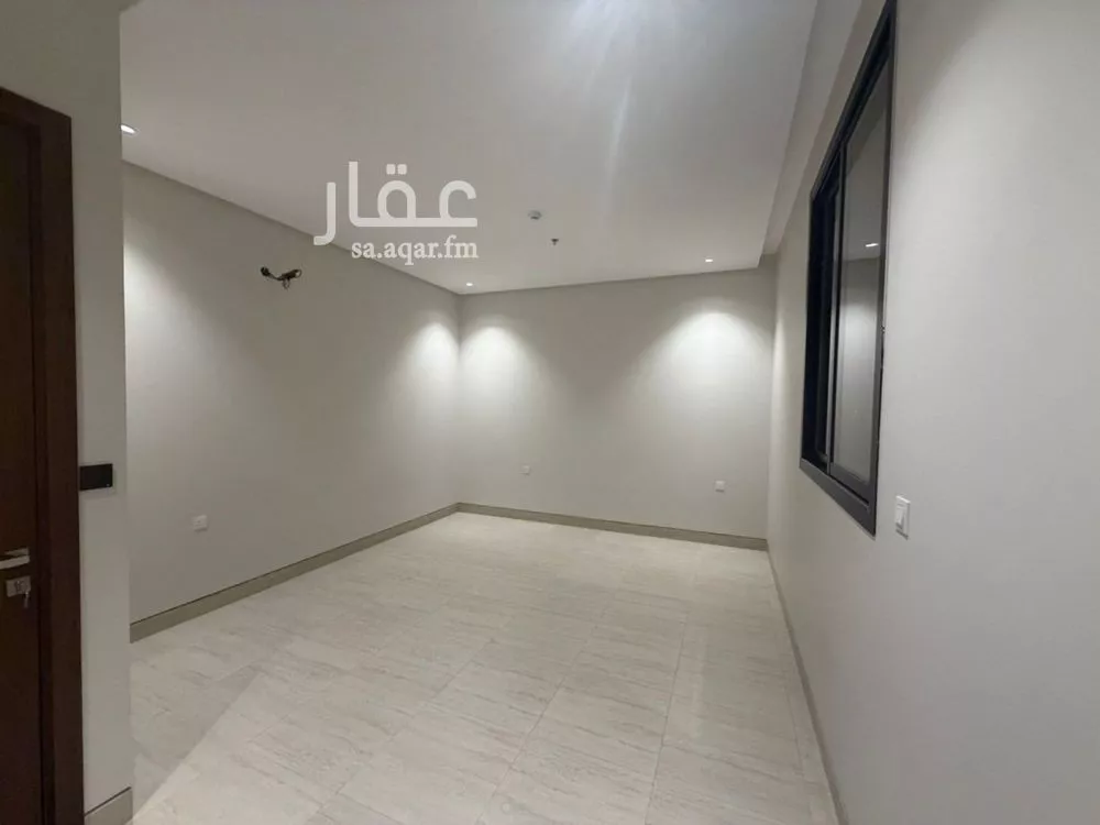 2 bedroom apartment in Al Rimal 8