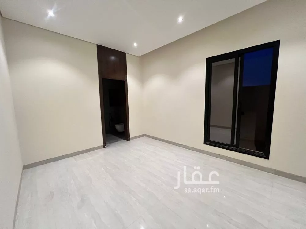 فيلا 4 غرف في الجنادرية 15