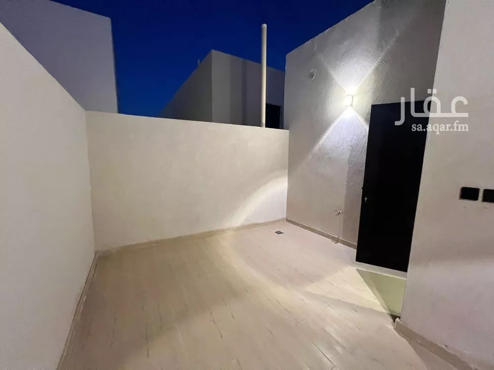 فيلا 4 غرف في الجنادرية 18