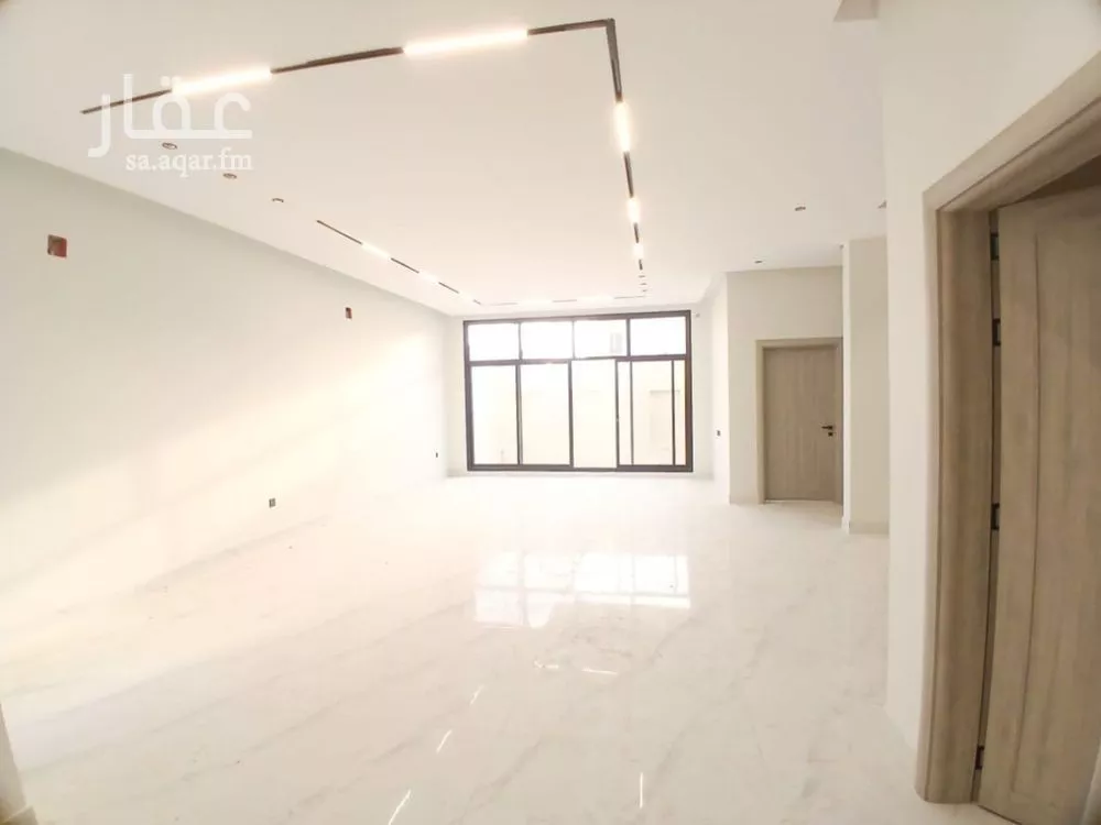 6 bedroom villa in Dhahrat Namar 19