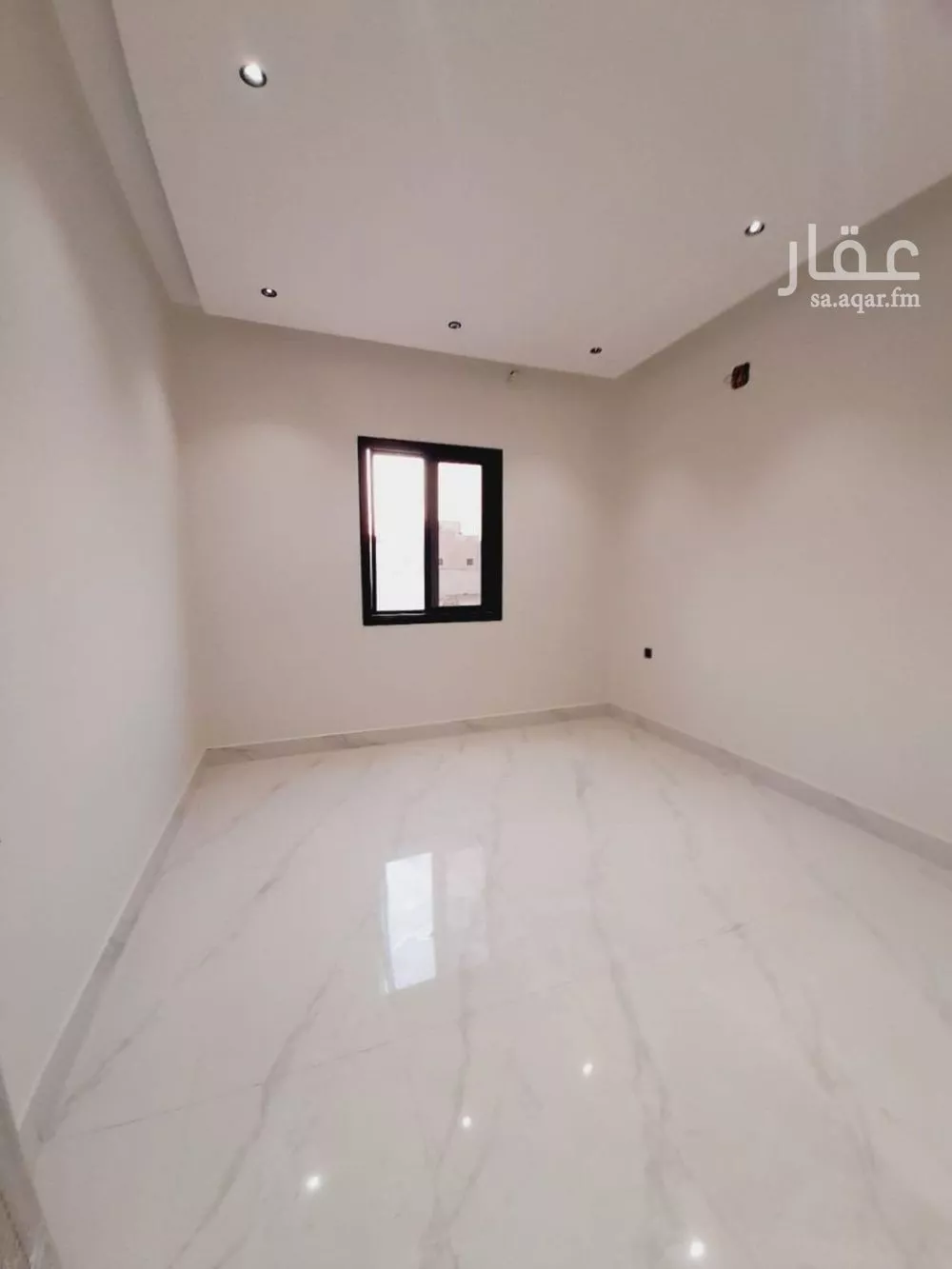 6 bedroom villa in Dhahrat Namar 7