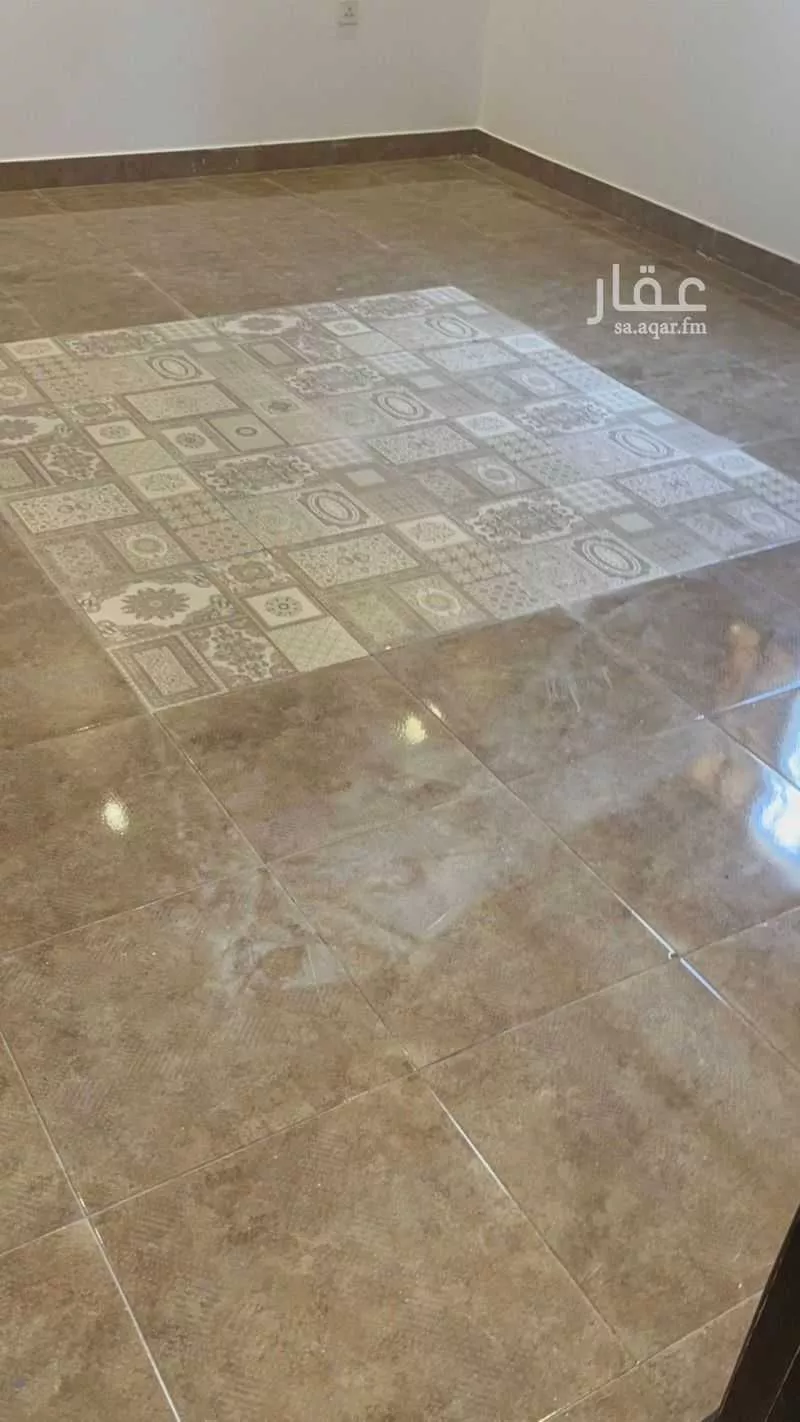 6 bedroom apartment in Al Hamdaniyah 9