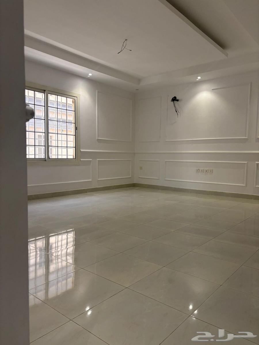 6 bedroom apartment in Al Hamdaniyah 7