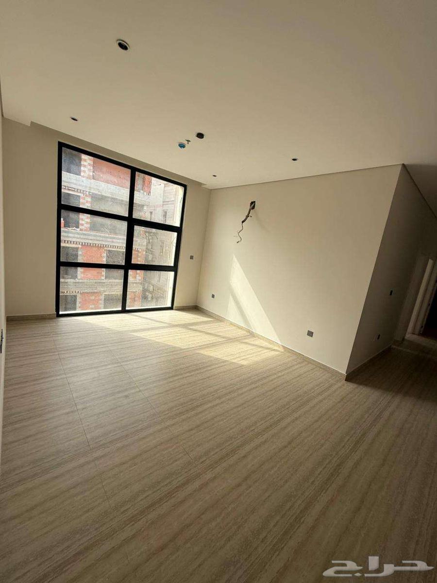3 bedroom apartment in Al Salamah 4