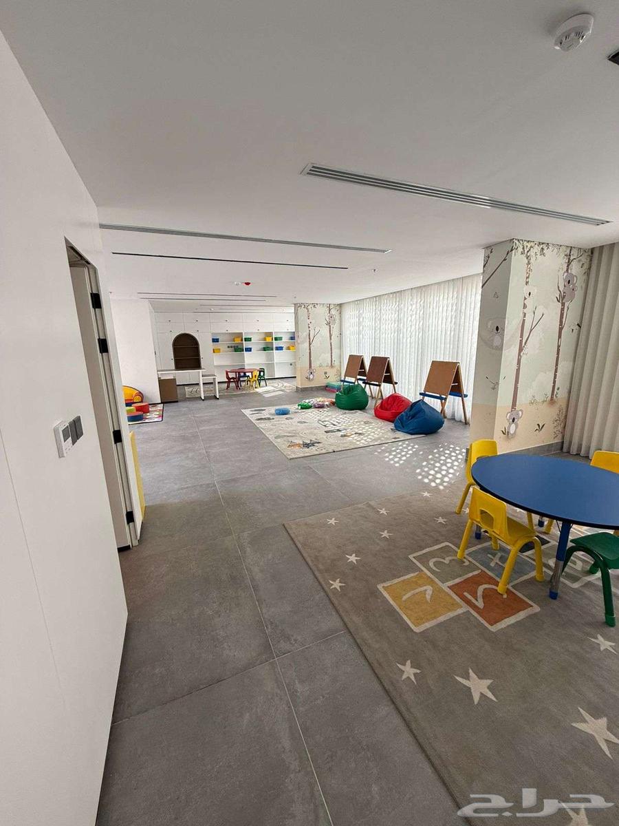 3 bedroom apartment in Al Salamah 7