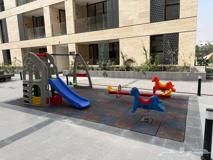 3 bedroom apartment in Al Salamah 9
