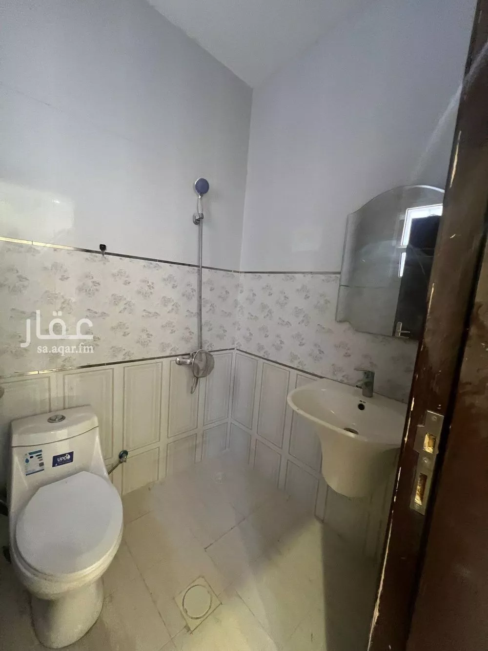 9 bedroom villa in Al Hazm 13