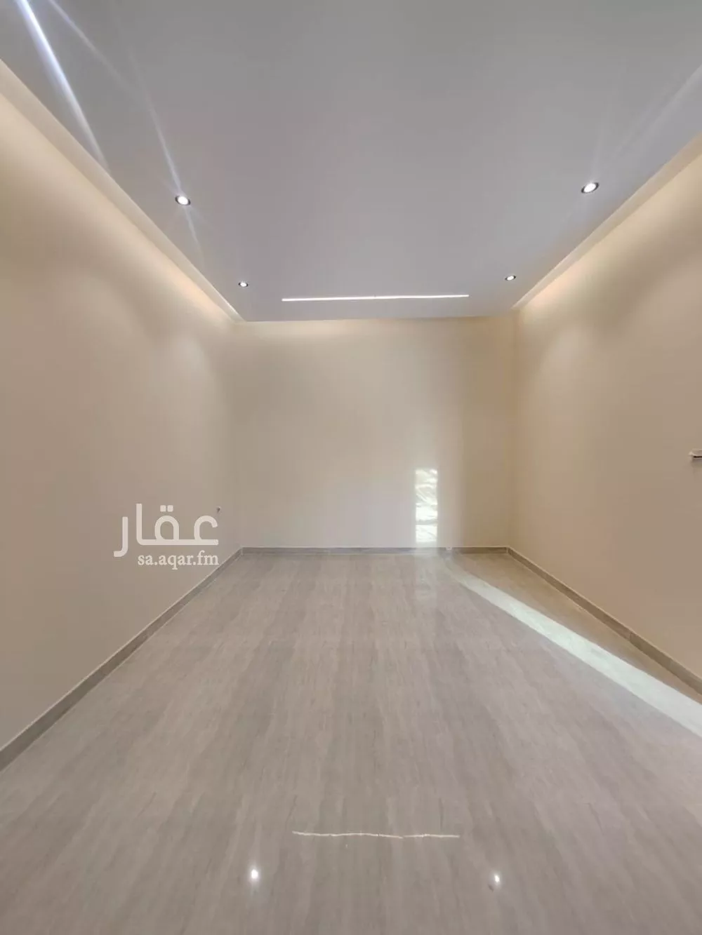 فيلا 5 غرف في العريجاء الغربية 15