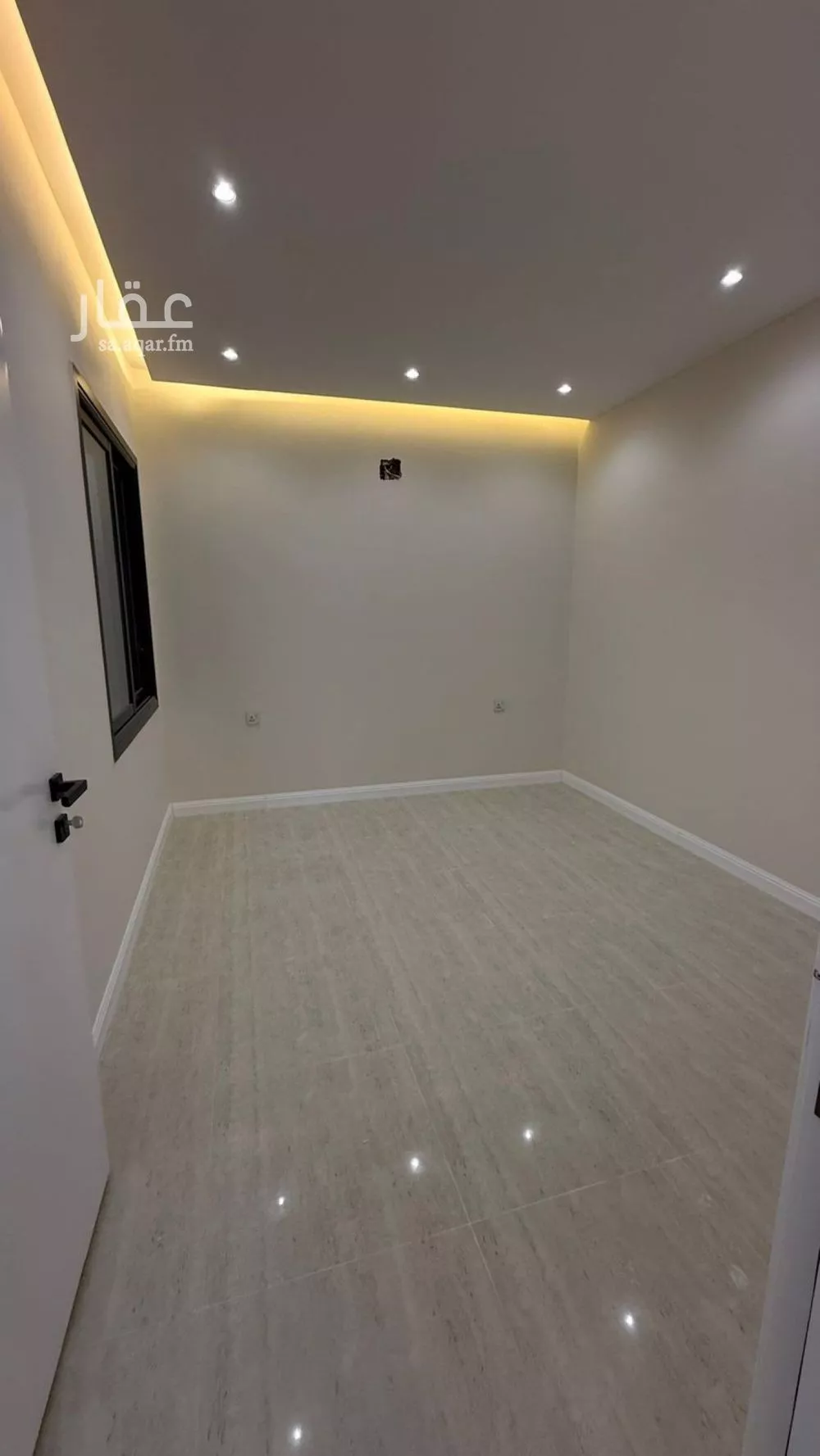 5 bedroom villa in As Suwaidi 10