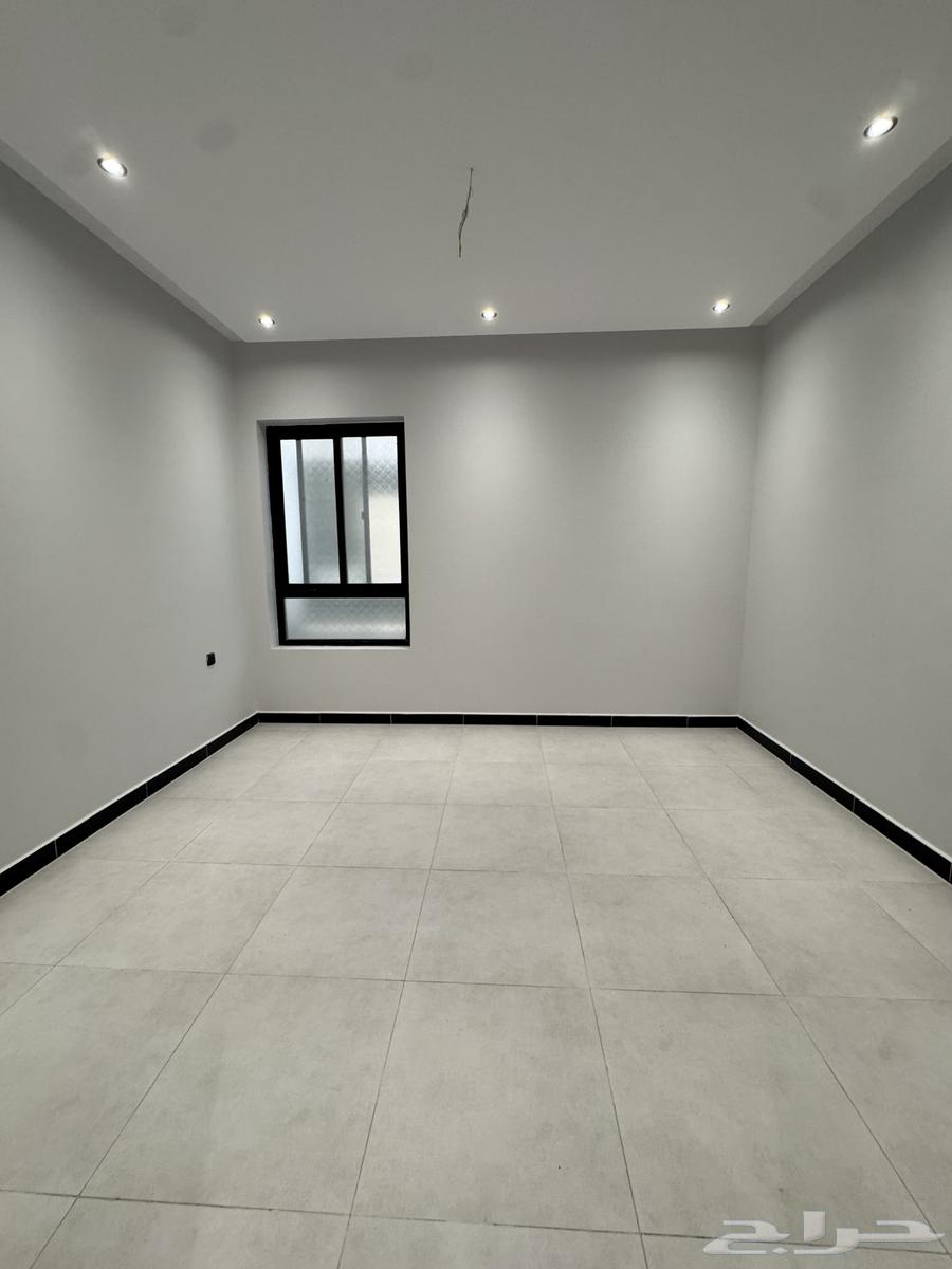 4 bedroom apartment in Al Rabwa, Jeddah 4