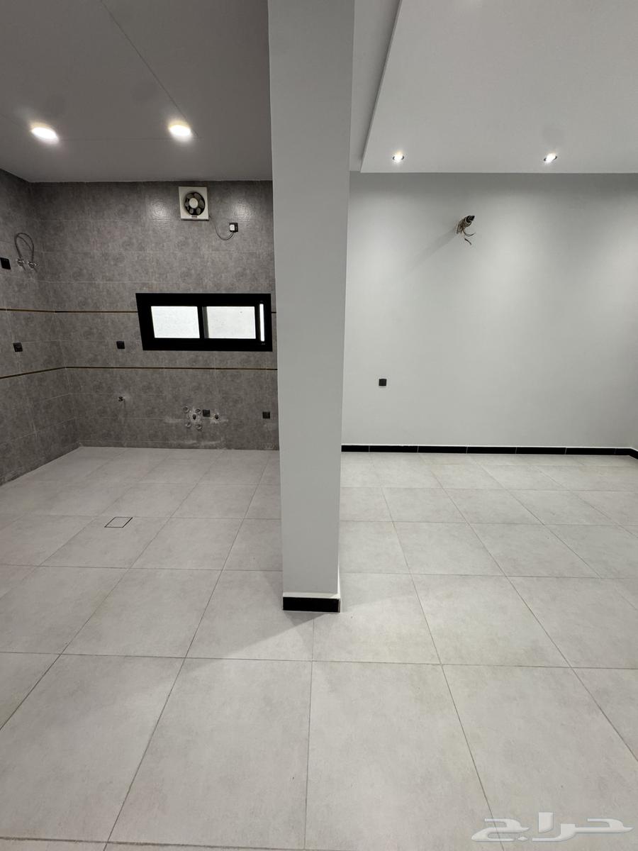 4 bedroom apartment in Al Rabwa, Jeddah 13