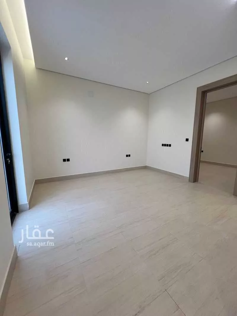 فيلا 5 غرف في العقيق 13