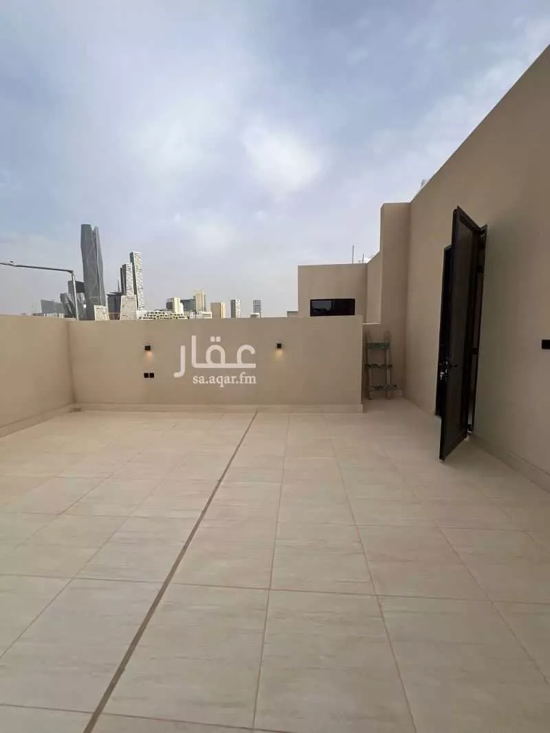 فيلا 5 غرف في العقيق 17