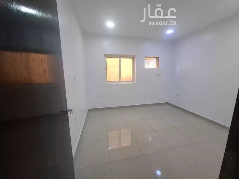 2 bedroom apartment in Al Aziziyah 6
