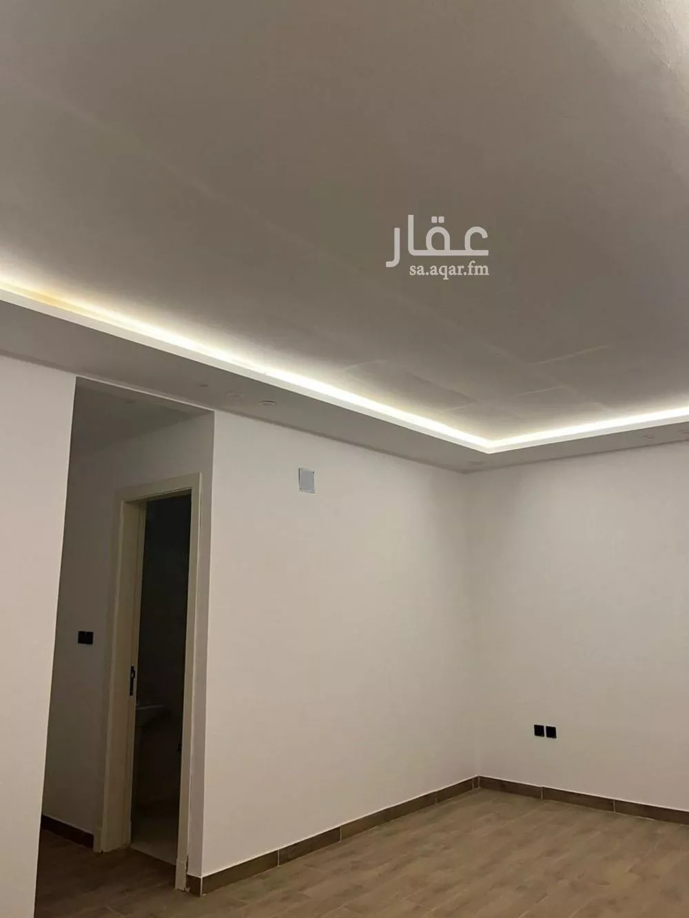 فيلا 15 غرف في عكاظ 7