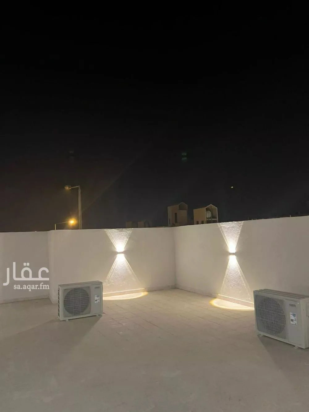 فيلا 15 غرف في عكاظ 8