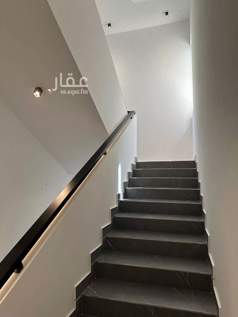 شقة 4 غرف في الانوار 2