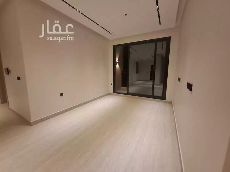شقة 3 غرف في إشبيلية 2