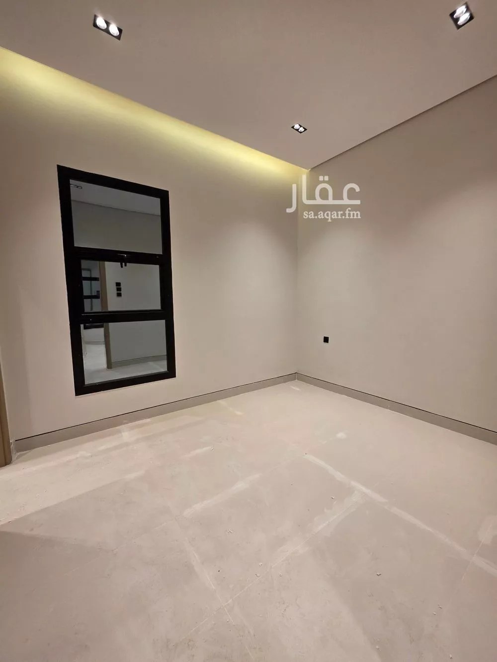 5 bedroom villa in Al Maizilah 16