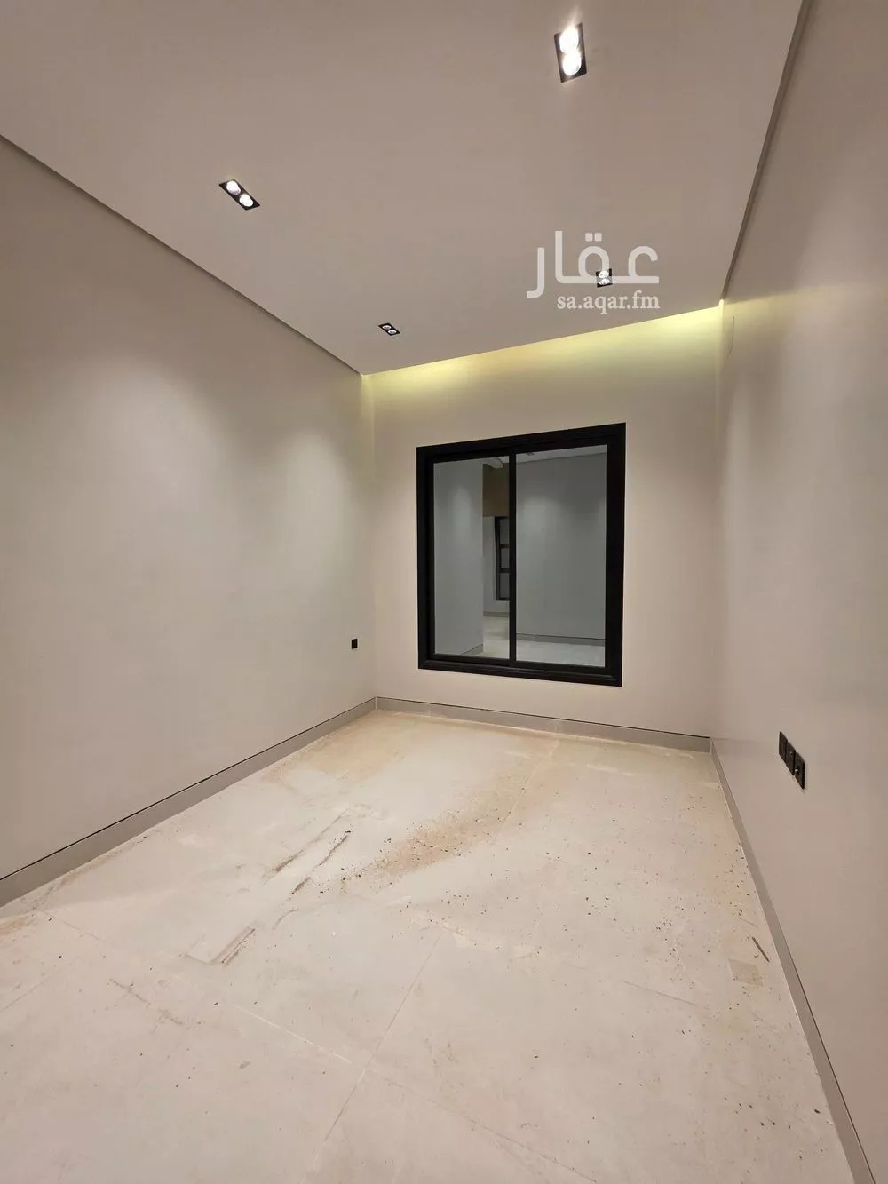 5 bedroom villa in Al Maizilah 17