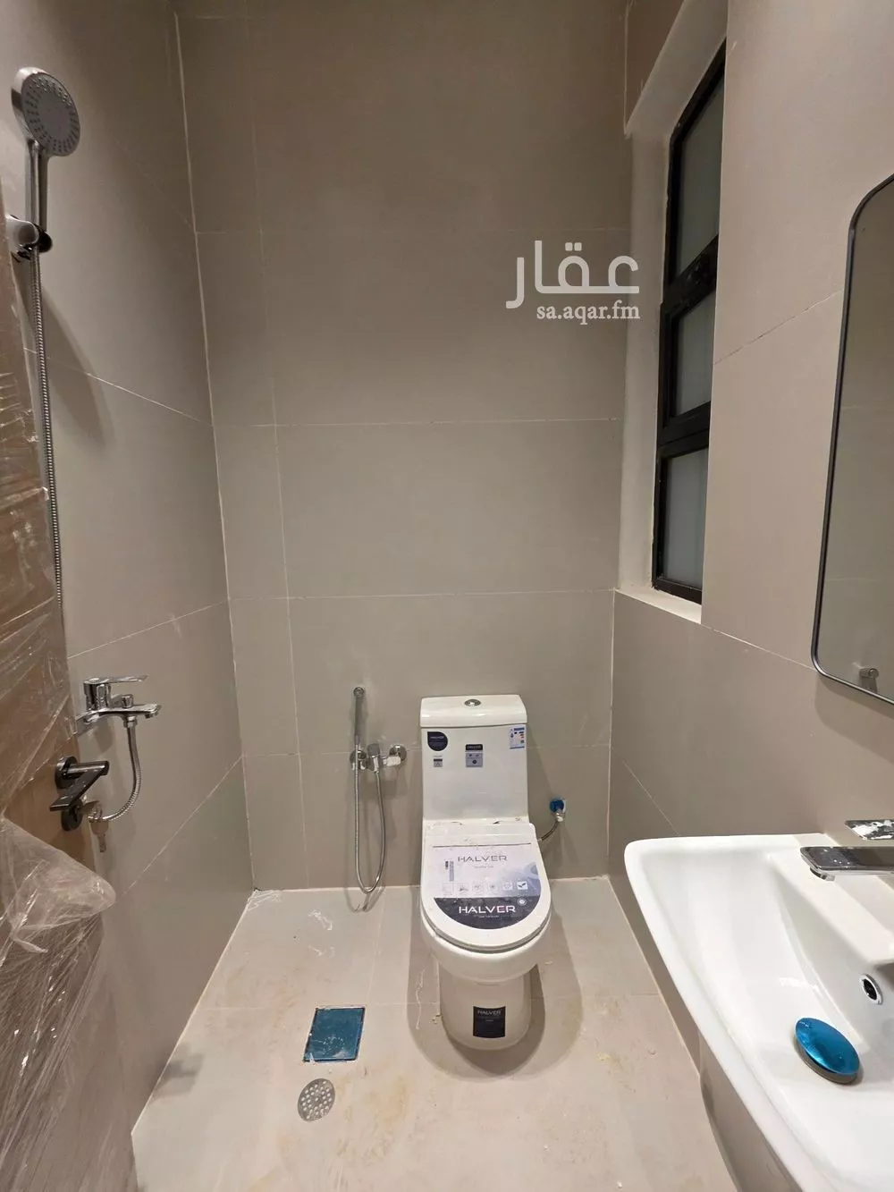 5 bedroom villa in Al Maizilah 19