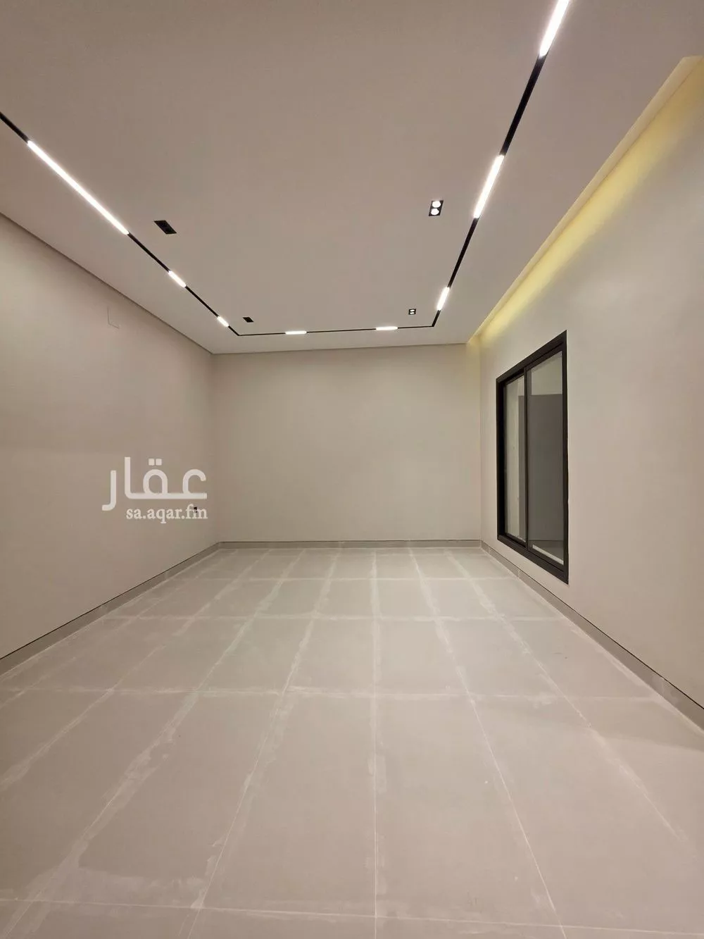 5 bedroom villa in Al Maizilah 6
