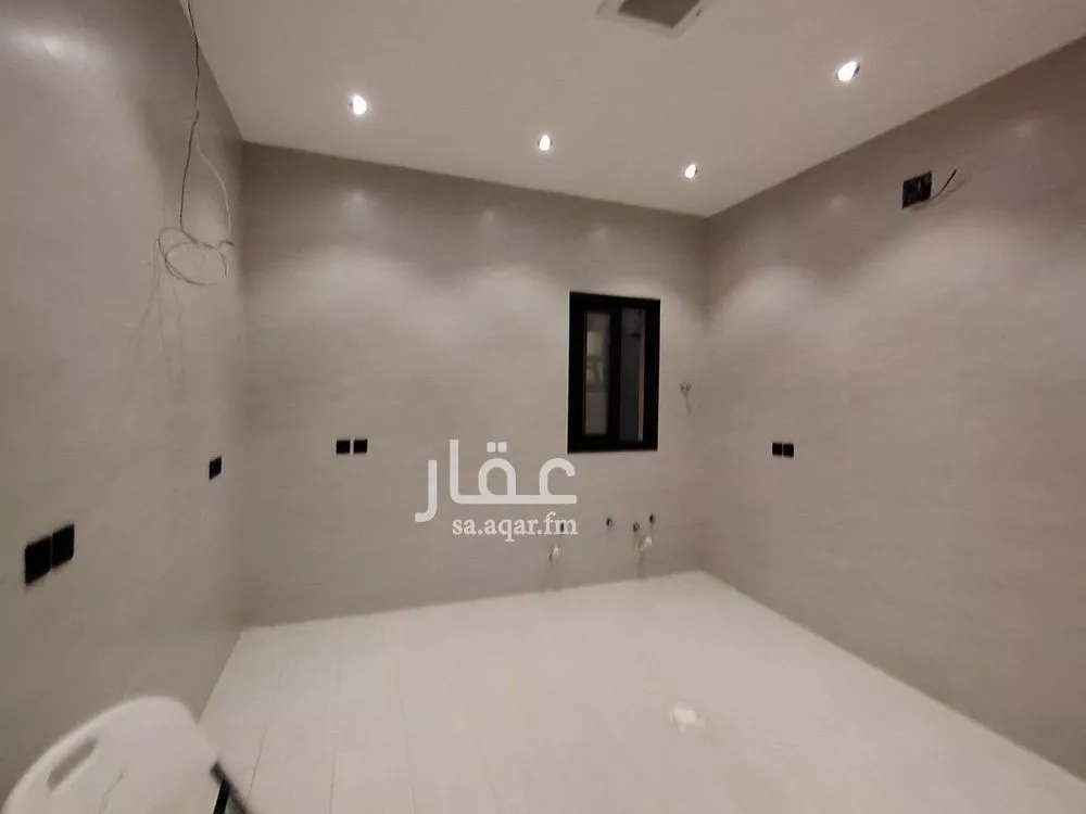 6 bedroom villa in Dhahrat Namar 15