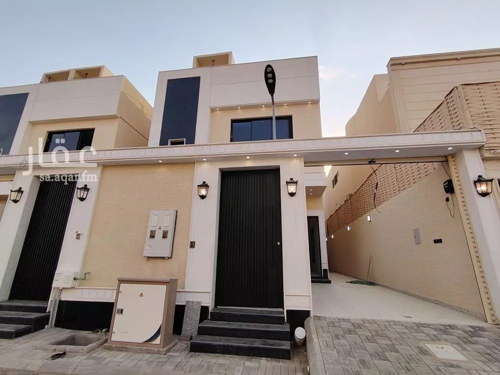 6 bedroom villa in Dhahrat Namar 18