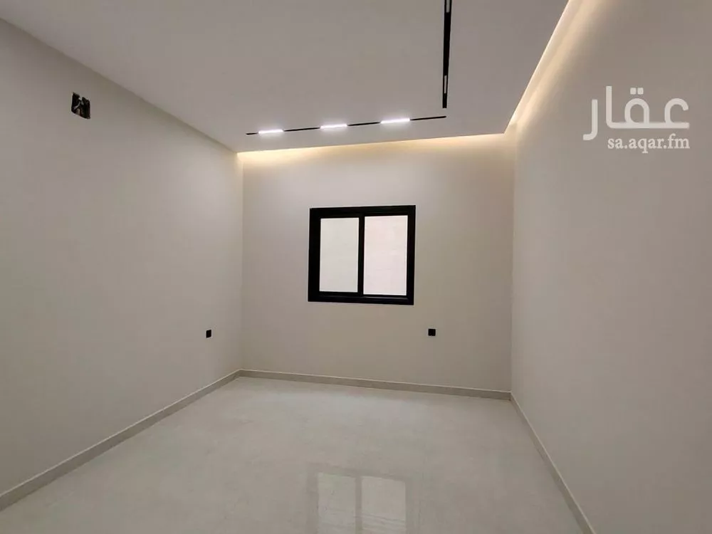 6 bedroom villa in Dhahrat Namar 10