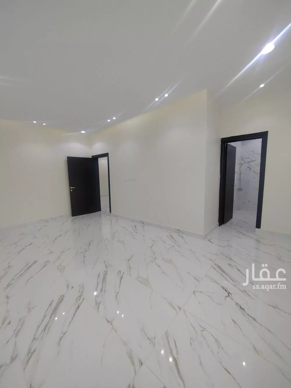 7 bedroom villa in Al Uraija Al Gharbiyah 20
