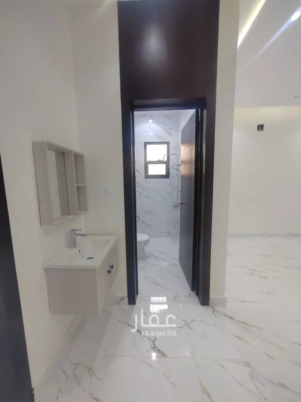 7 bedroom villa in Al Uraija Al Gharbiyah 6