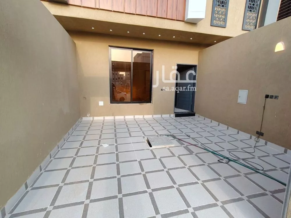 5 bedroom duplex in Okaz 2